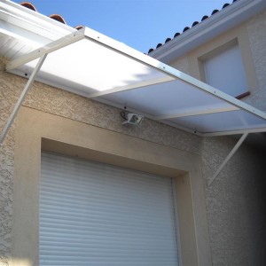 Création d'un auvent sur mesure